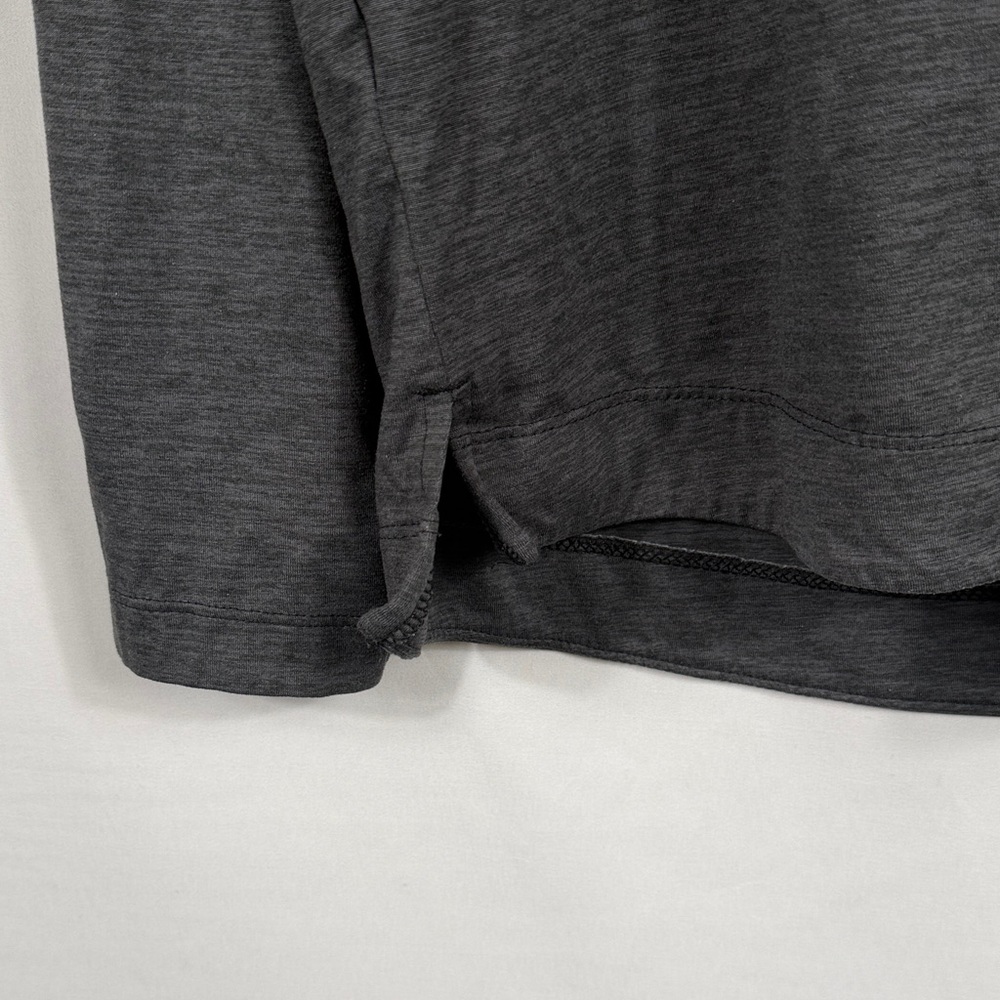 Columbia Charcoal Long Sleeve Athletic Shirt. Womens size L. Soft‎ & Lightweight - Picture 4 of 6